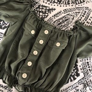 American Eagle top